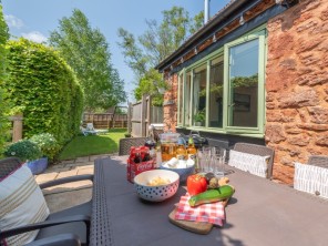 2 Bedroom Cornflower Cottage with Hot Tub near the Quantock Hills, Somerset, England